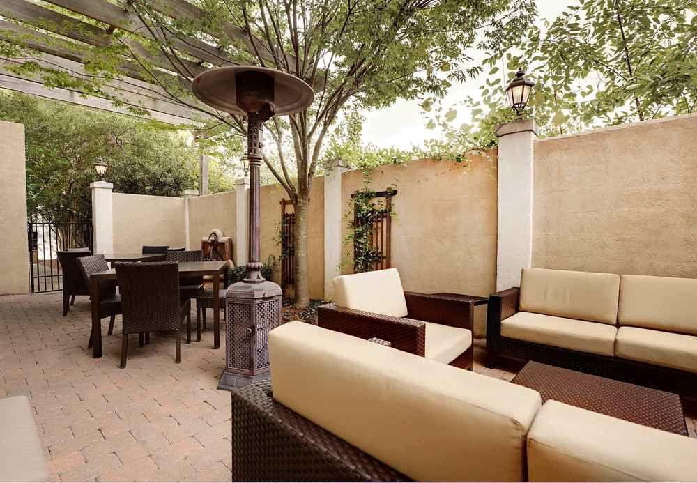Courtyard Raleigh Crabtree Valley Exterior foto